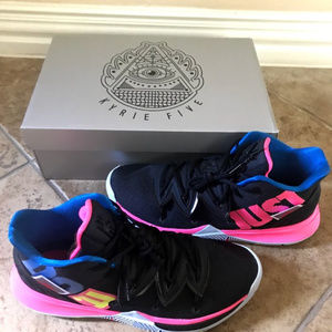Nike Kyrie 5 Just Do It Basketball Mens Size 11